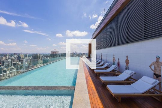 Área comum - Piscina de apartamento para alugar com 2 quartos, 98m² em Jardins, São Paulo