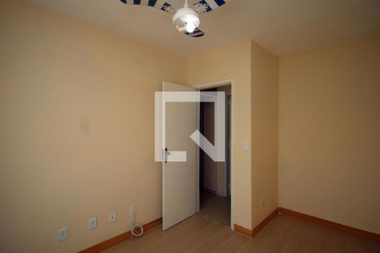 Quarto 1 de apartamento à venda com 2 quartos, 50m² em Vaz Lobo, Rio de Janeiro