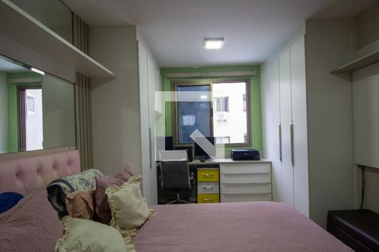 Suíte de apartamento para alugar com 3 quartos, 110m² em Recreio dos Bandeirantes, Rio de Janeiro