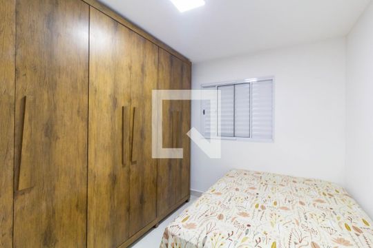 Quarto 1 de apartamento à venda com 2 quartos, 43m² em Vila Taquari, São Paulo