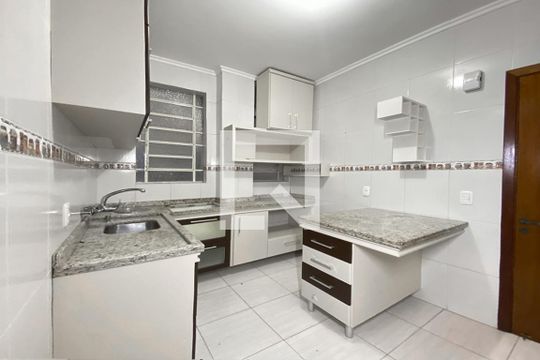 Cozinha de kitnet/studio para alugar com 1 quarto, 45m² em Feitoria, São Leopoldo