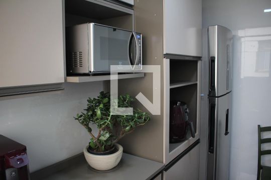 Cozinha de apartamento para alugar com 3 quartos, 70m² em Diamante, Belo Horizonte
