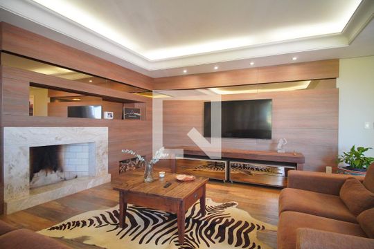 Casa à venda com 3 quartos, 295m² em Primavera, Novo Hamburgo