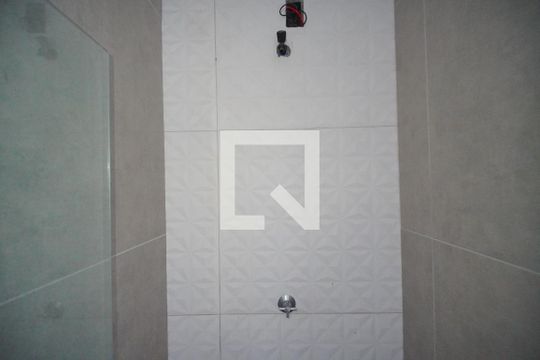 Banheiro de casa à venda com 2 quartos, 110m² em Vila Nova, Novo Hamburgo