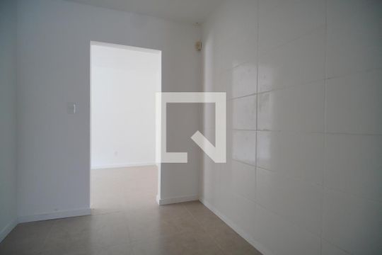 Closet de casa à venda com 2 quartos, 110m² em Vila Nova, Novo Hamburgo