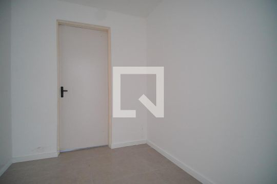 Closet de casa à venda com 2 quartos, 110m² em Vila Nova, Novo Hamburgo