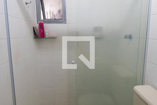 Banheiro de apartamento para alugar com 2 quartos, 50m² em Vila Mascote, São Paulo