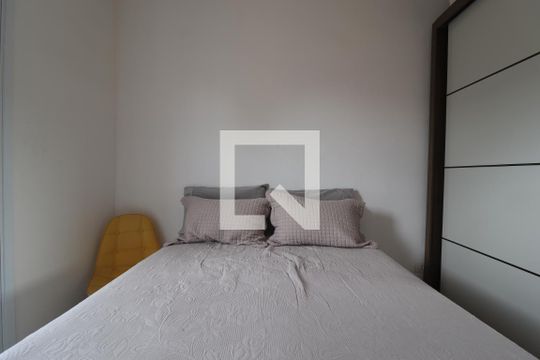 Quarto 1 de apartamento à venda com 2 quartos, 50m² em Vila Apiai, Santo André