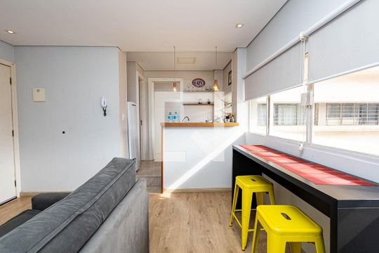 Sala de apartamento para alugar com 1 quarto, 40m² em Bela Vista, São Paulo