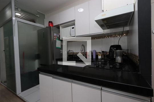 Cozinha de apartamento à venda com 2 quartos, 45m² em Sítio da Figueira, São Paulo