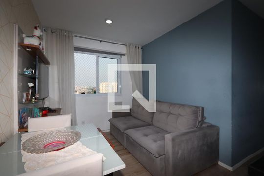 Apartamento à venda com 2 quartos, 45m² em Sítio da Figueira, São Paulo