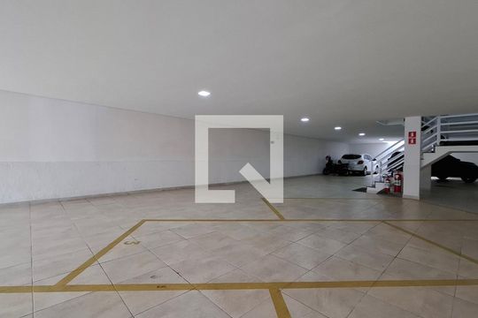 Garagem de apartamento à venda com 2 quartos, 102m² em Utinga, Santo André