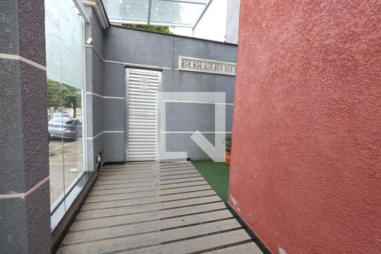 Entrada de apartamento à venda com 2 quartos, 51m² em Vila Carrão, São Paulo