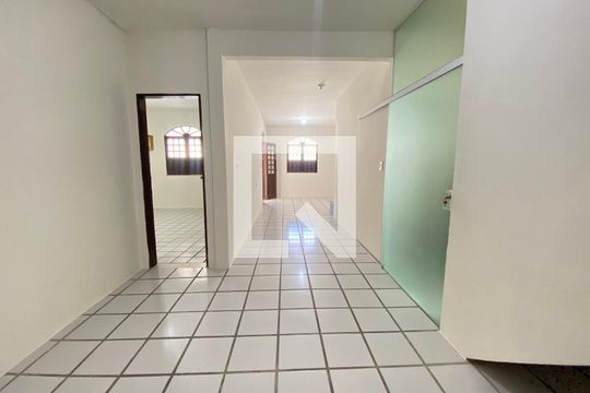 Sala de casa para alugar com 3 quartos, 160m² em Jardim Armação, Salvador
