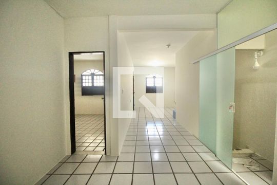 Sala de casa para alugar com 3 quartos, 160m² em Jardim Armação, Salvador