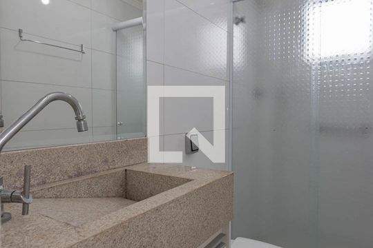 Banheiro de apartamento para alugar com 2 quartos, 65m² em Sacomã, São Paulo