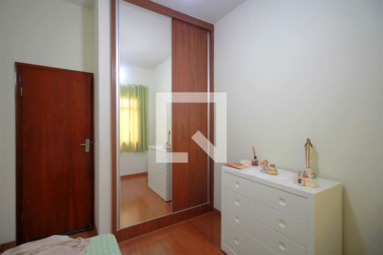 Quarto 1 de casa à venda com 4 quartos, 431m² em Ipiranga, Belo Horizonte