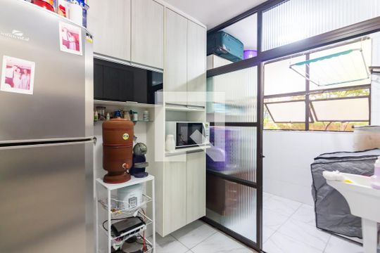 Cozinha de apartamento à venda com 2 quartos, 63m² em Jaguaribe, Osasco