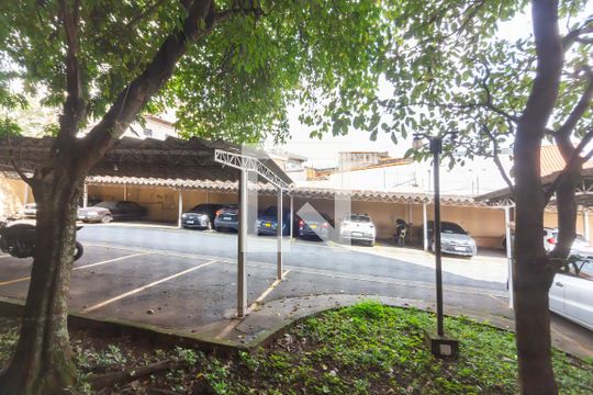Vista de apartamento à venda com 2 quartos, 63m² em Jaguaribe, Osasco