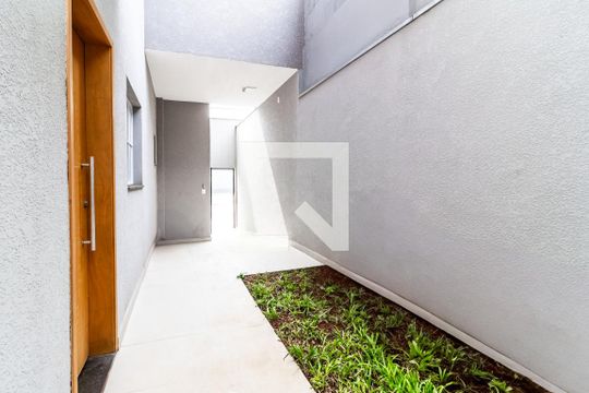 Entrada de apartamento à venda com 2 quartos, 40m² em Vila Anastácio, São Paulo