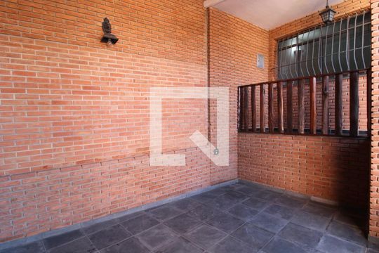 Garagem 2 de casa para alugar com 2 quartos, 500m² em Jardim Virginia Bianca, São Paulo