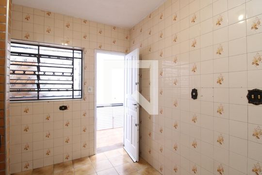 Cozinha de casa à venda com 2 quartos, 500m² em Jardim Virginia Bianca, São Paulo