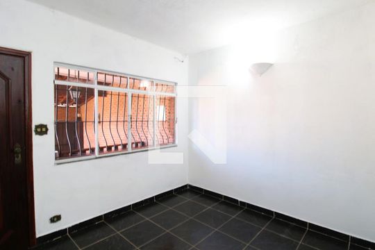 Sala de casa para alugar com 2 quartos, 500m² em Jardim Virginia Bianca, São Paulo