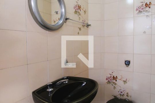 Lavabo de casa para alugar com 2 quartos, 500m² em Jardim Virginia Bianca, São Paulo