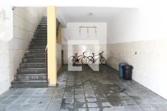 Garagem de casa à venda com 5 quartos, 185m² em Vila Dom Pedro Ii, São Paulo
