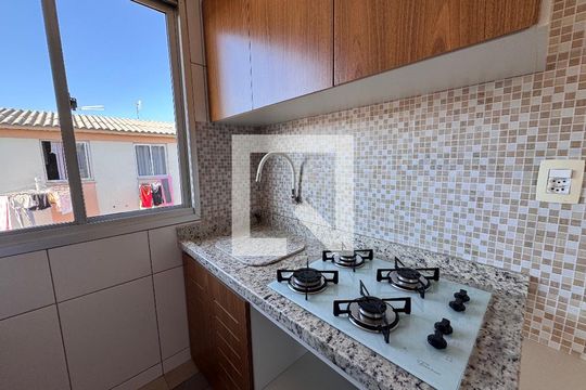 Cozinha de apartamento à venda com 2 quartos, 43m² em Rio dos Sinos, São Leopoldo