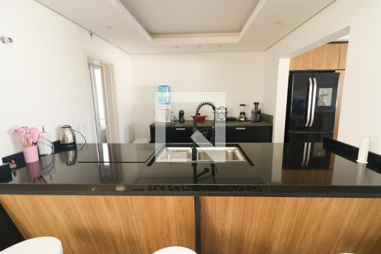 Cozinha de casa de condomínio para alugar com 5 quartos, 345m² em Belém Novo, Porto Alegre