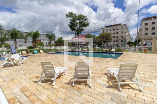 Área comum - Piscina de apartamento à venda com 2 quartos, 60m² em Santos Dumont, São Leopoldo