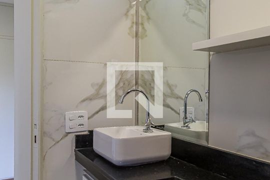 Banheiro da Suíte de apartamento para alugar com 1 quarto, 50m² em Vila Clementino, São Paulo