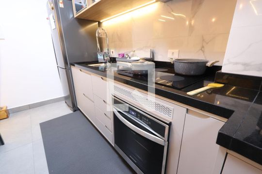 Cozinha de apartamento à venda com 2 quartos, 91m² em Vila Prudente, São Paulo