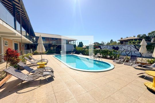 Área comum - Piscina de apartamento para alugar com 2 quartos, 60m² em São João do Rio Vermelho, Florianópolis
