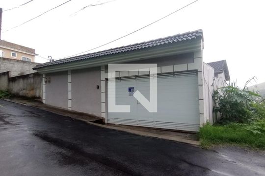 Fachada de casa de condomínio à venda com 5 quartos, 350m² em Tauá, Rio de Janeiro