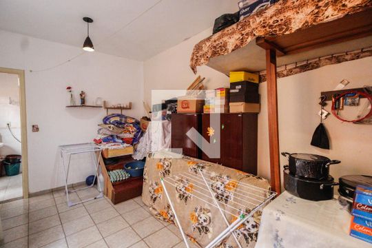 Quarto de serviço 1 de casa à venda com 3 quartos, 248m² em Vila Isolina Mazzei, São Paulo