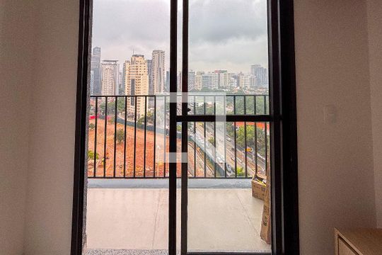 Varanda de apartamento para alugar com 1 quarto, 27m² em Pinheiros, São Paulo