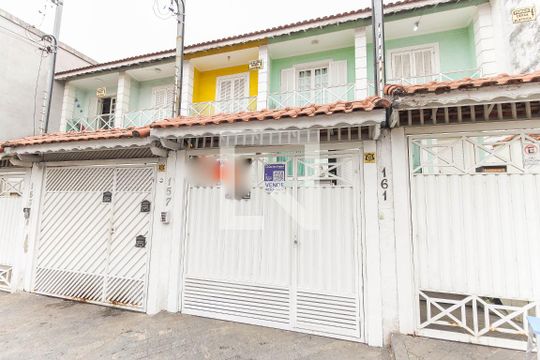 Fachada de casa à venda com 3 quartos, 115m² em Itaquera, São Paulo