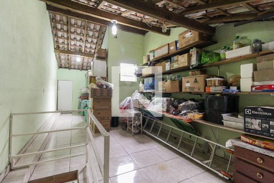 Sótão de casa à venda com 3 quartos, 115m² em Itaquera, São Paulo