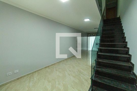 Sala de casa à venda com 3 quartos, 110m² em Vila Antonieta, São Paulo