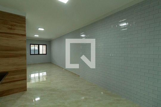 Cozinha de casa à venda com 3 quartos, 110m² em Vila Antonieta, São Paulo