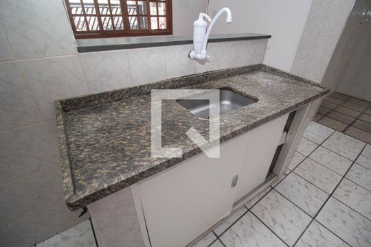 Cozinha - Torneira de casa para alugar com 3 quartos, 100m² em Vila Penteado, São Paulo