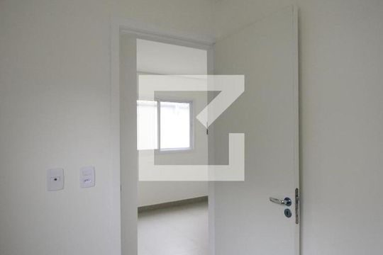 Quarto 1 de apartamento para alugar com 2 quartos, 34m² em Ipiranga, São Paulo