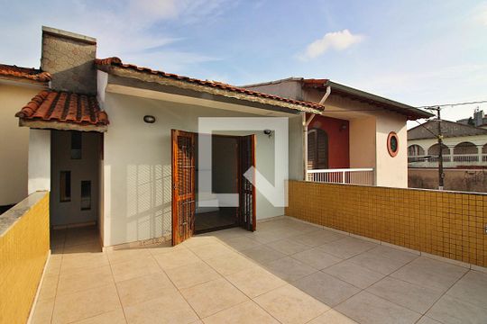 Quarto 1 Sacada de casa para alugar com 2 quartos, 159m² em Vila Iris, São Bernardo do Campo