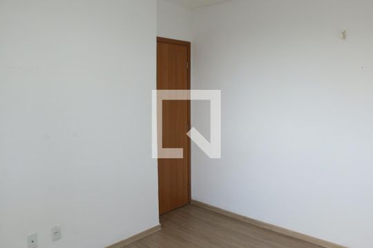 Quarto 2 de apartamento para alugar com 2 quartos, 48m² em Jardim Tropical, Nova Iguaçu