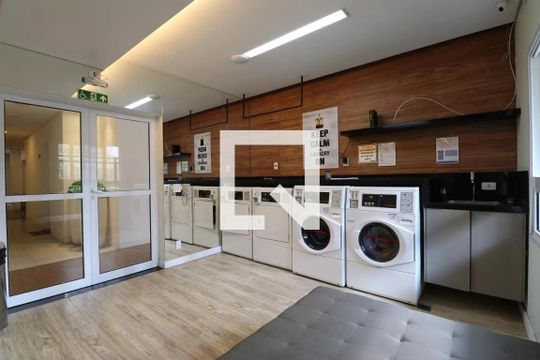 Lavanderia de apartamento para alugar com 1 quarto, 39m² em Pompeia, São Paulo