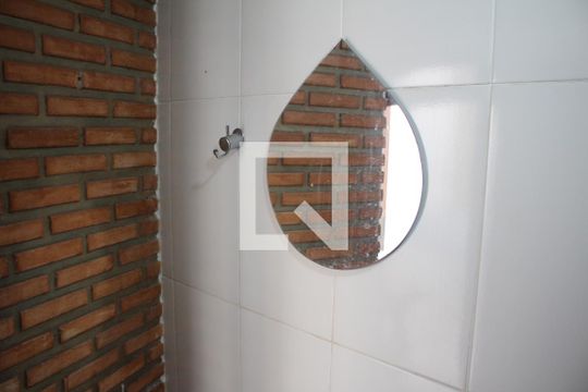 Banheiro da Área Externa de casa à venda com 3 quartos, 315m² em Novo Riacho, Contagem