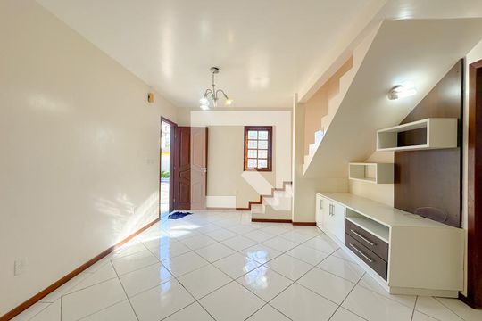 Sala de casa para alugar com 3 quartos, 200m² em Ingleses Norte, Florianópolis