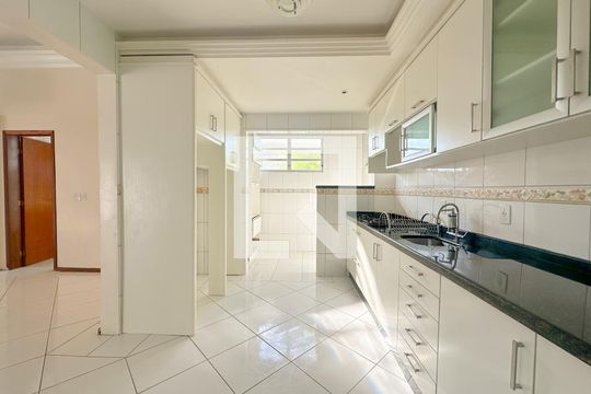 Cozinha de casa para alugar com 3 quartos, 200m² em Ingleses Norte, Florianópolis